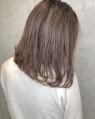 ミディアム カラー 🌟色落ちまで綺麗/ ブリーチ/RYO⭐️のヘアスタイル