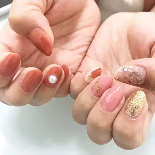 ネイル 板垣 綾乃のネイルデザイン