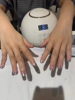 ネイル ナナ1級ネイリスト✨ PEEKABOOのネイルデザイン