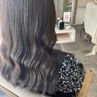 ミディアム カラー 吉村 夏椰のヘアスタイル