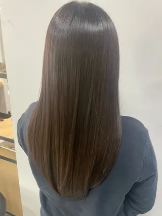 カラー 植木 日菜のヘアスタイル
