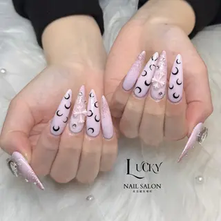 ネイル Lucky Nail Salonのネイルデザイン