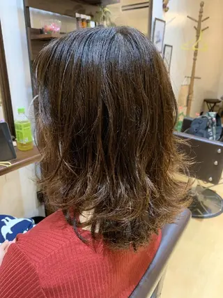 セミロング カラー サトウ シューイチのヘアスタイル