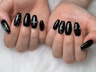 ネイル mison 安形友花のネイルデザイン