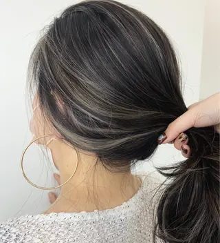 セミロング 山田 絵里菜のヘアスタイル