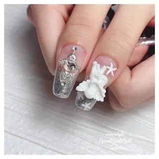 ミディアム ネイル 🐾enen style 🐾のネイルデザイン