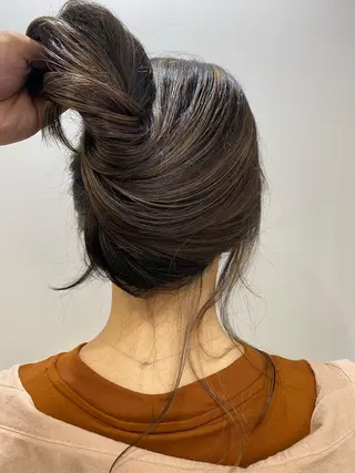 ロング カラー レイヤーカット 赤み消し　店長/大和のヘアスタイル