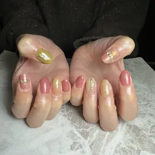 ネイル 里見 麗のネイルデザイン