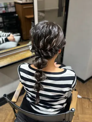ロング ヘアアレンジ Anju／ 小顔カットのヘアスタイル