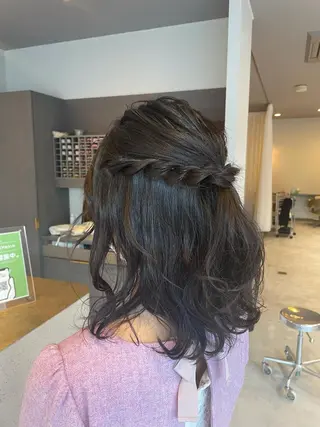 ミディアム 近野 美月のヘアスタイル