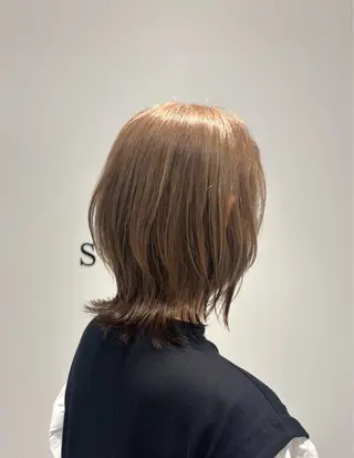 セミロング 艶カラー/アレンジ 💟すなおのヘアスタイル