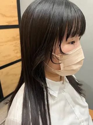 ロング カラー パーマ ヘアアレンジ メンズ キッズ ネイル マツエク・マツパ アイブロウ 久木原 ゆりのヘアスタイル