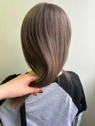 ミディアム カラー チャコ|暖色 |ボブ•レイヤーのヘアスタイル
