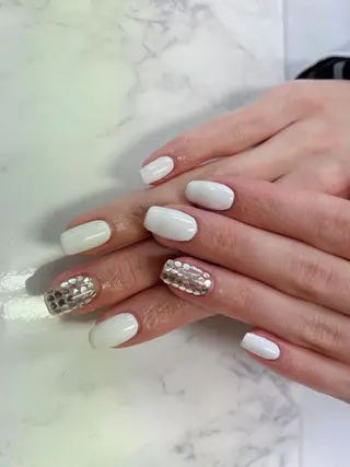 ネイル anela 仁香のネイルデザイン