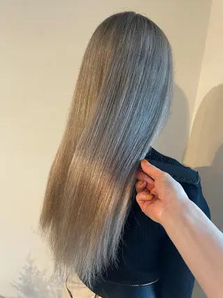 ロング カラー ヘアアレンジ キッズ ネイル マツエク・マツパ アイブロウ 透明感カラー/推しカ ラー☁️JURAのヘアスタイル