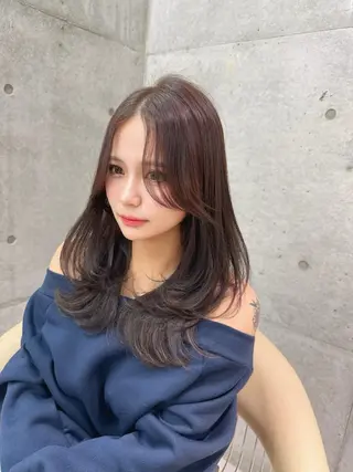 ミディアム カラー shion 透明感カラーのヘアスタイル