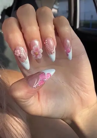 ネイル Blingg NailStudioのネイルデザイン