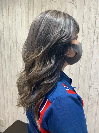 セミロング カラー 🦋店長🦋 ほんさわ みずきのヘアスタイル