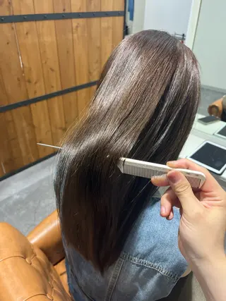 カラー 田口 夏鈴のヘアスタイル