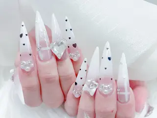 ネイル MochiMochi 🎀新宿/長さ出しのネイルデザイン