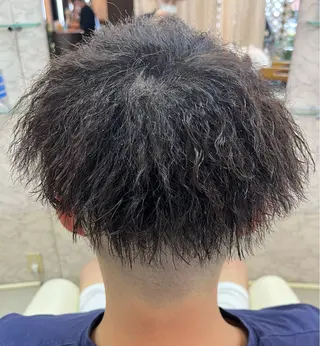 ショート パーマ メンズ 熊谷 拓海のヘアスタイル