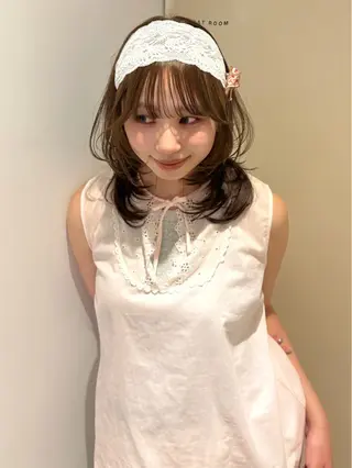 ロング カラー mizuki/ピンク ベージュ.レイヤーのヘアスタイル