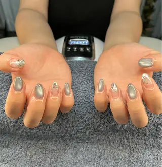 ネイル MHR nailのネイルデザイン