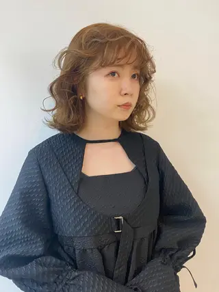 ミディアム スパイラルパーマ/デ ザインカット/アミのヘアスタイル