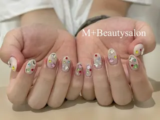 ネイル M+  Beauty Salonのネイルデザイン