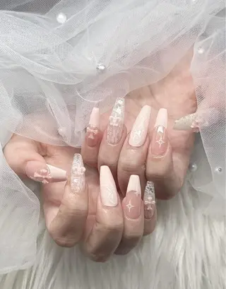 ネイル Lee Nailsのネイルデザイン