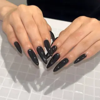 ネイル 横浜Nailist 𝜗𝜚春菜のネイルデザイン