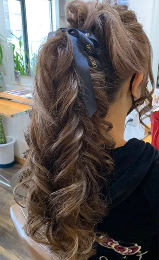 ロング ヘアアレンジ 石川 奈緒子のヘアスタイル