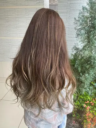 ロング カラー トップスタイリスト/ アユミのヘアスタイル
