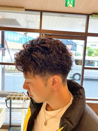 パーマ メンズ 曲がる縮毛矯正🌀 篠崎蓮　金沢文庫のヘアスタイル