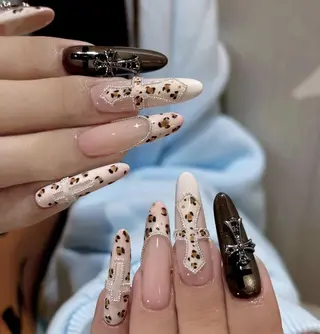 ネイル Pure&Rich Nailのネイルデザイン