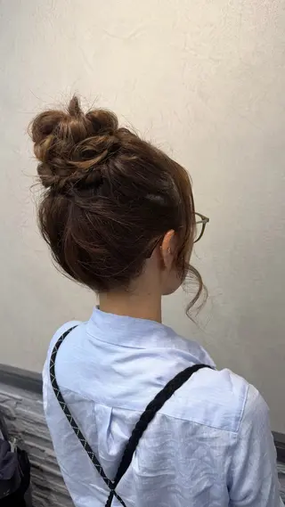 セミロング 渡里 優菜のヘアスタイル
