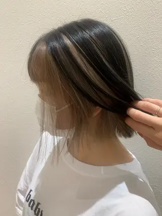 ショート カラー hubhair レイヤー/透明感のヘアスタイル