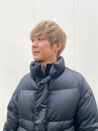 ショート カラー ウチダ ユウヤのヘアスタイル