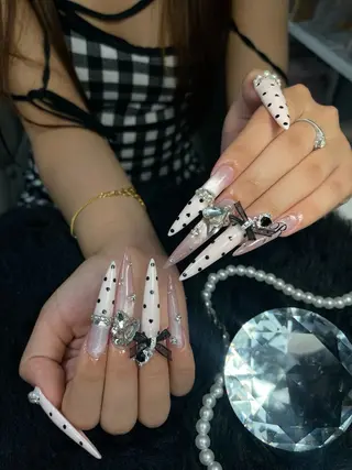 ネイル Julie Nail Hinのネイルデザイン