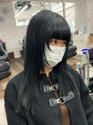 セミロング カラー パーマ ヘアアレンジ メンズ キッズ ネイル マツエク・マツパ アイブロウ 🐺ウルフ×ハイトー ン🖤Yukinoのヘアスタイル