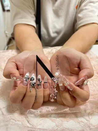 ネイル NiuShe SERIのネイルデザイン