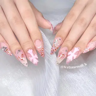 ネイル 🤍kanane 🤍✩.*のネイルデザイン