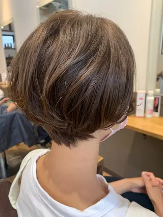 ショート 石井 里沙のヘアスタイル