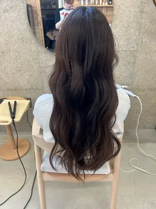 ロング SiLO Yukinaのヘアスタイル