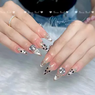 ネイル Nova Nail Salonのネイルデザイン