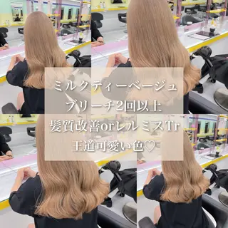 ロング カラー 🐬艶ハイトーン/ レイヤー/透明感🩵のヘアスタイル