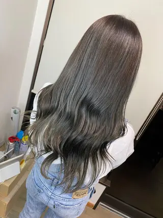 ロング カラー ブリーチカラー🫧 森　凪沙のヘアスタイル
