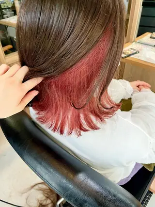 ミディアム 川尻 詩織のヘアスタイル