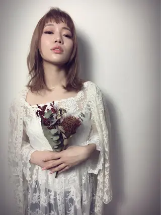 ミディアム カラー ヘアアレンジ 岩崎 克秀のヘアスタイル