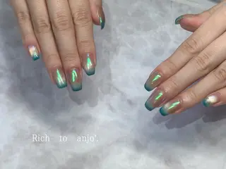 ネイル Rich to 舟橋のネイルデザイン